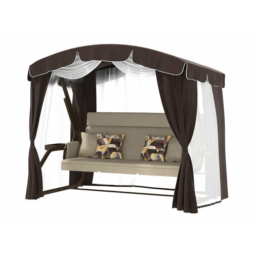 ���� ������ ������� �������� 4 ������� ��� ���� ���������� � ��������� ������ ���������� ���� Amigo Latte, ������ �� 48200 ���