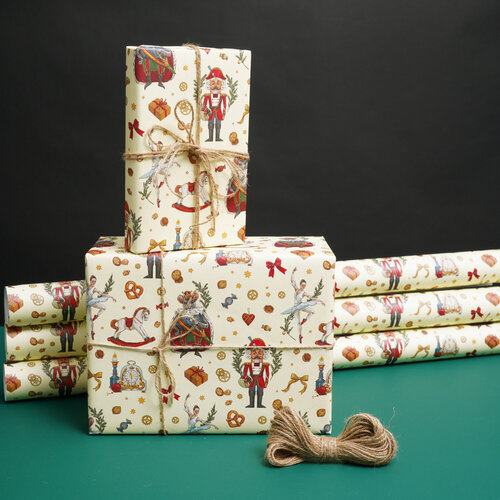 ���� ����� ���������� ����������� ������ ��������� 3 ����� Cards for you and me, ������ �� 495 ���